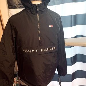 NWT Tommy Hilfiger Coat. Blk.